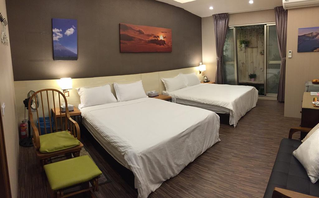 Cozy Cozy Hostel Tainan Eksteriør billede
